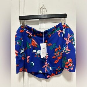 NWT Diane von Furstenberg Floral Printed Shorts 14